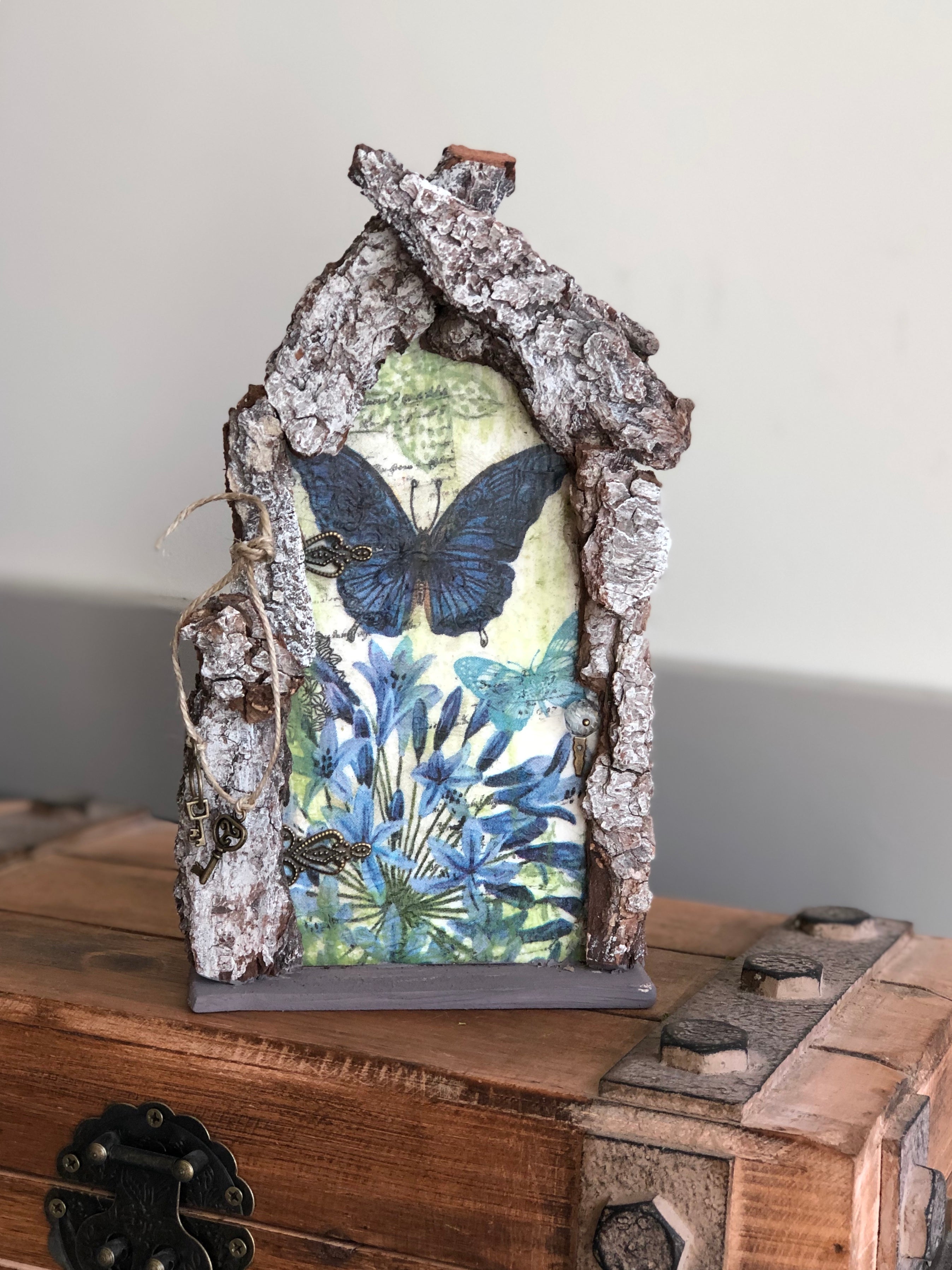 Fairy Door with Bark Detail