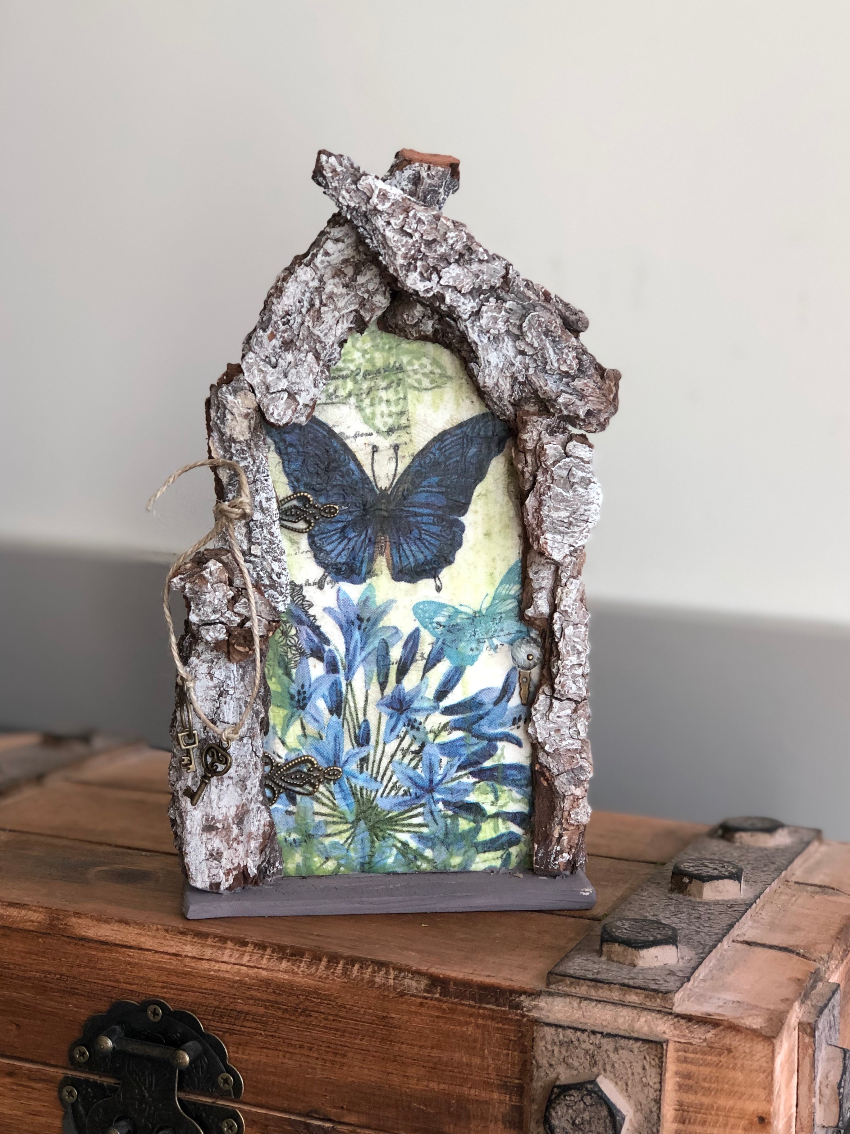 Fairy Door with Bark Detail
